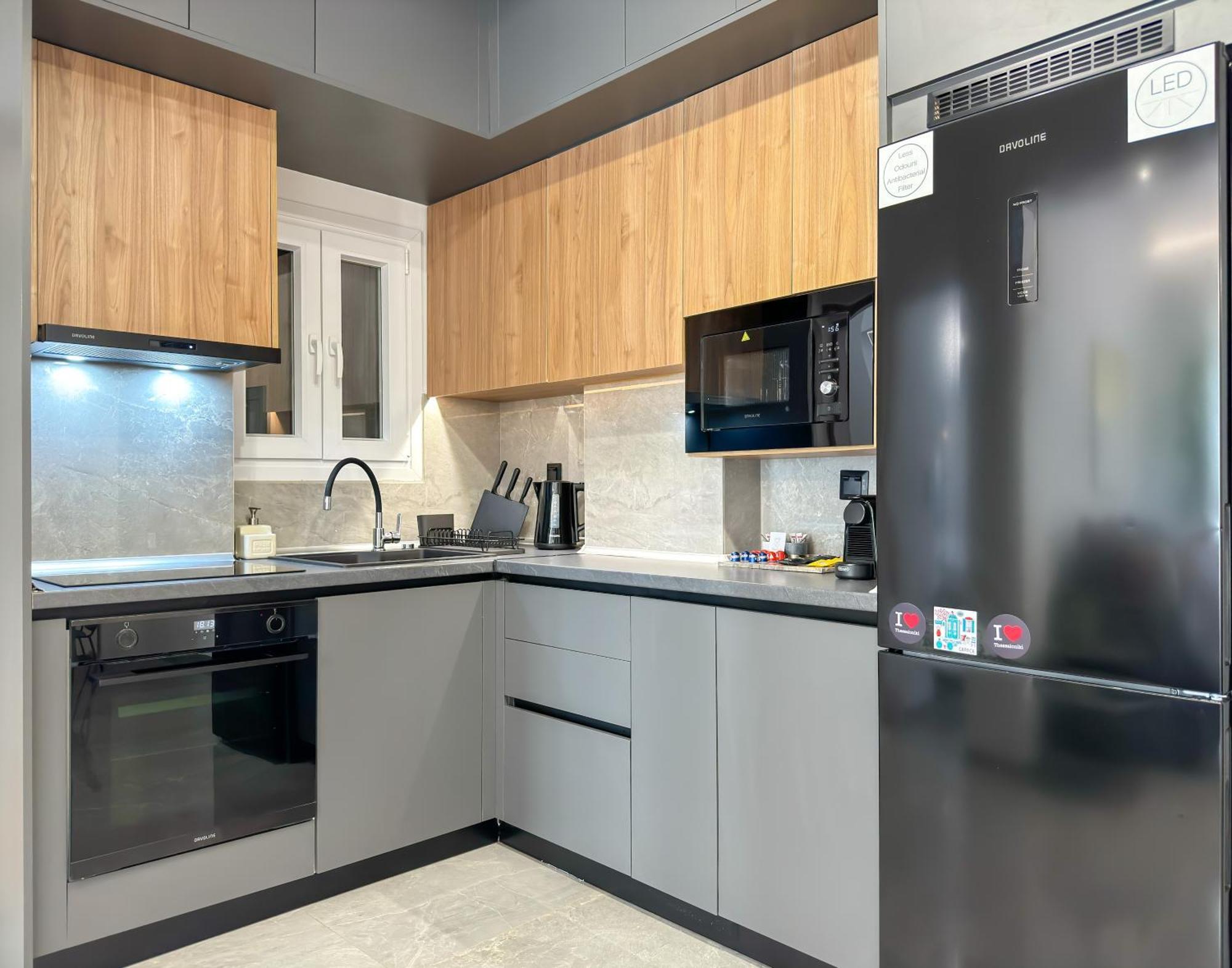 Luxury Downtown Apartment D1 เทสซาโลนิกิ ภายนอก รูปภาพ